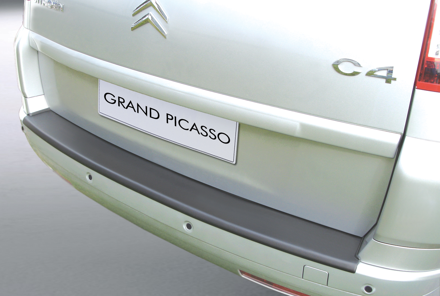 Takapuskurin kolhusuoja Citroen C4 Grand Picasso 06-13