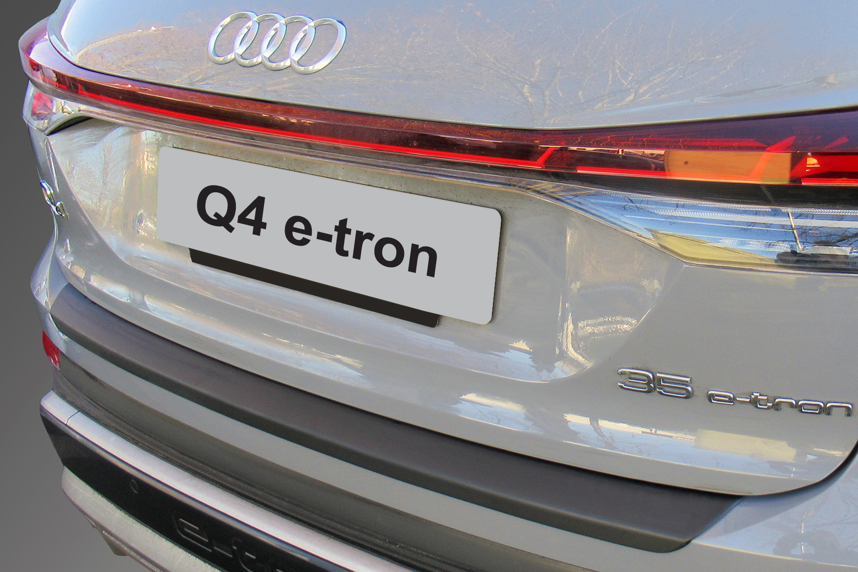 Takapuskurin kolhusuoja Audi Q4 e-tron 4/2021-