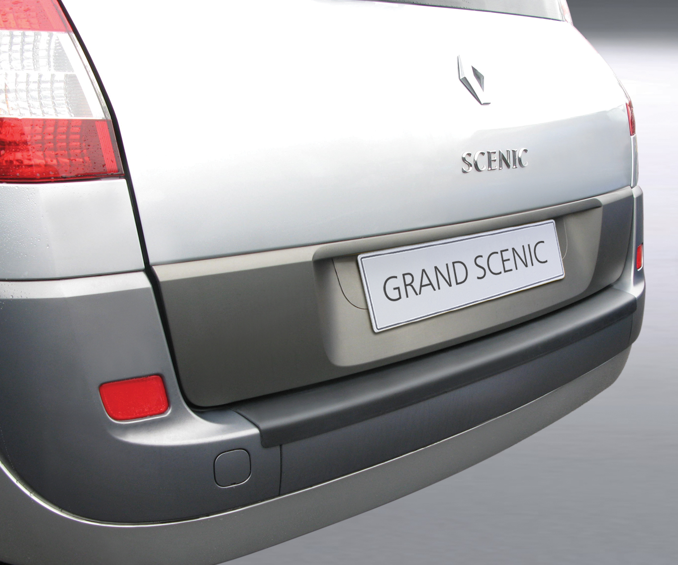 Takapuskurin kolhusuoja Renault Grand Scenic 2004-3/2009
